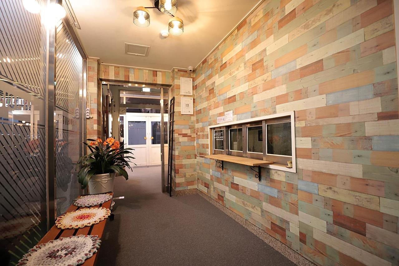 Stay Romantictrip_Hostel 慶州市 エクステリア 写真