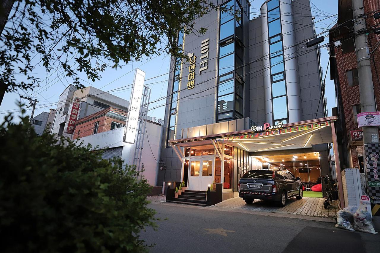 Stay Romantictrip_Hostel 慶州市 エクステリア 写真