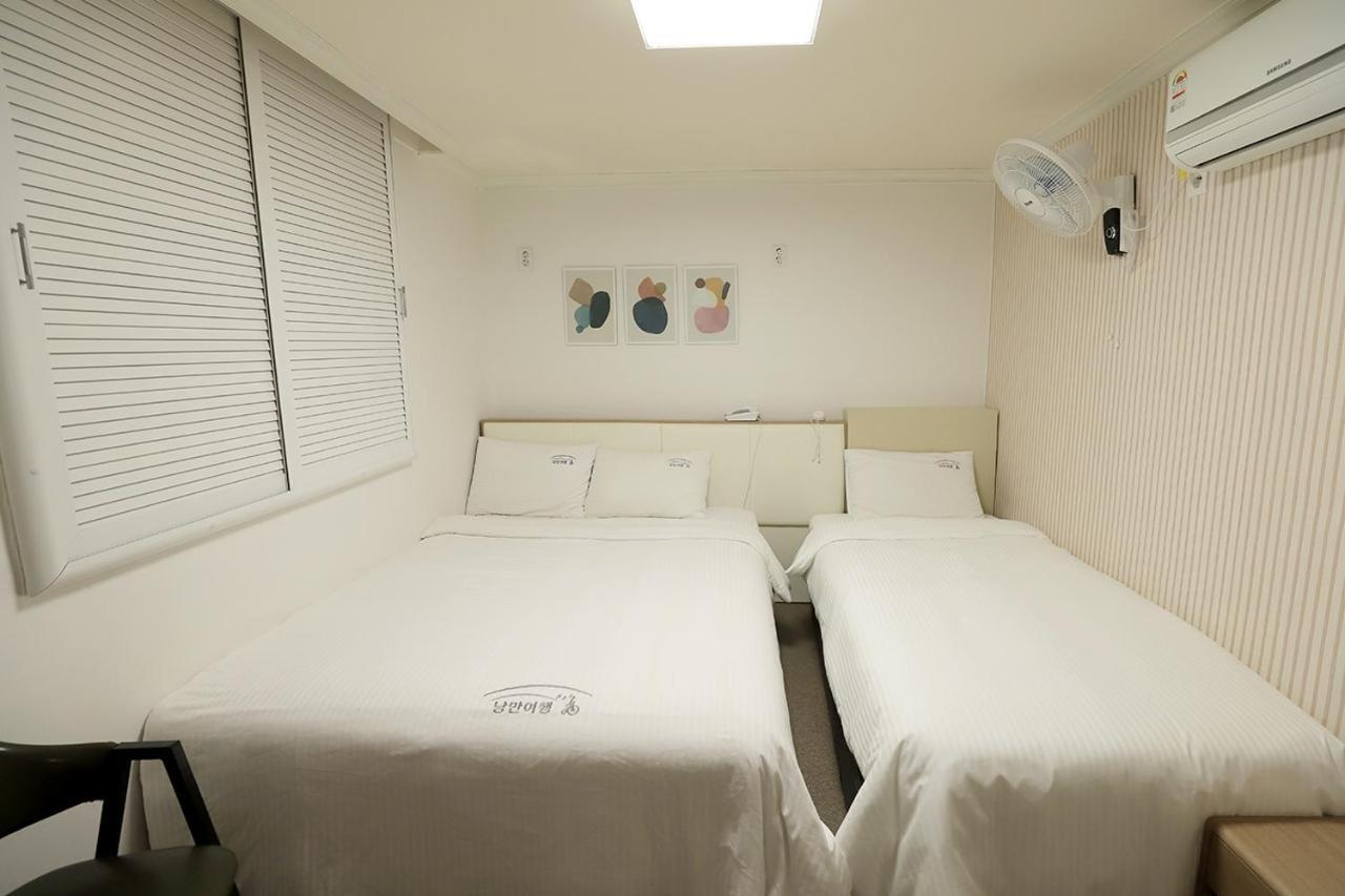 Stay Romantictrip_Hostel 慶州市 エクステリア 写真