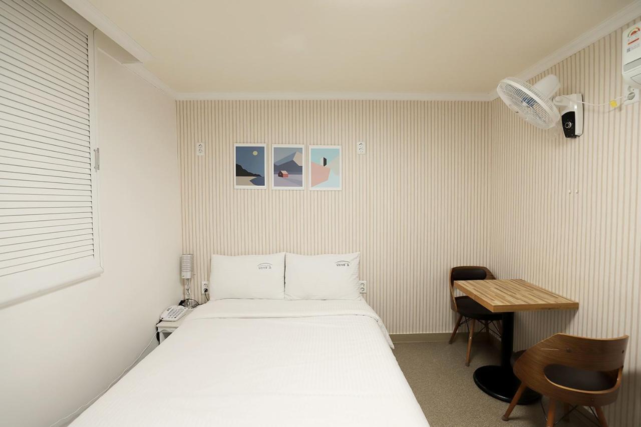 Stay Romantictrip_Hostel 慶州市 エクステリア 写真
